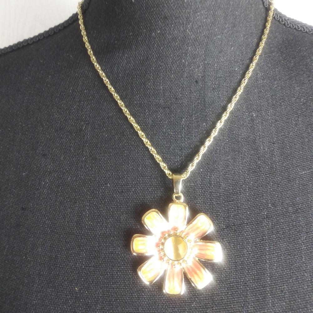 Flower Necklace